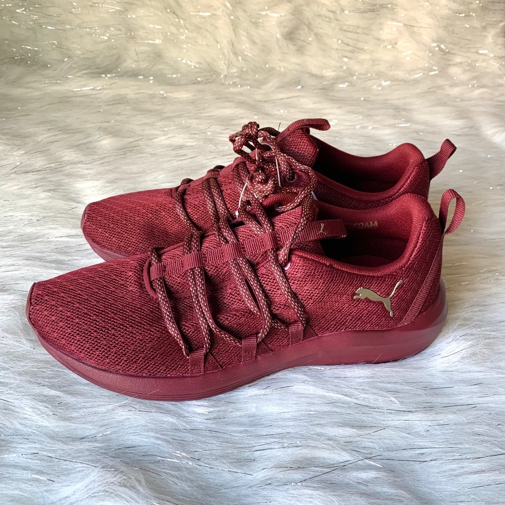 PUMA Prowl Knit Mesh - Women’s size 8.5